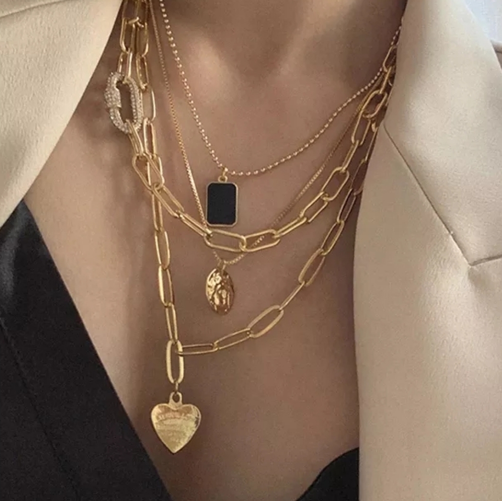 Trending Necklace for Woman Set 4pcs